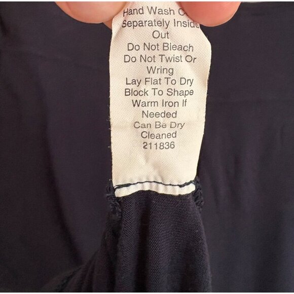 cAbi Classic Navy Blue Casual Pocket Staple T-Shirt Size XS - Picture 9 of 12